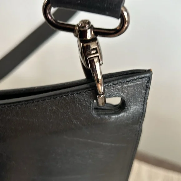 Bambas Work of Art Leather Shoulder Bag - Picture 10 of 12